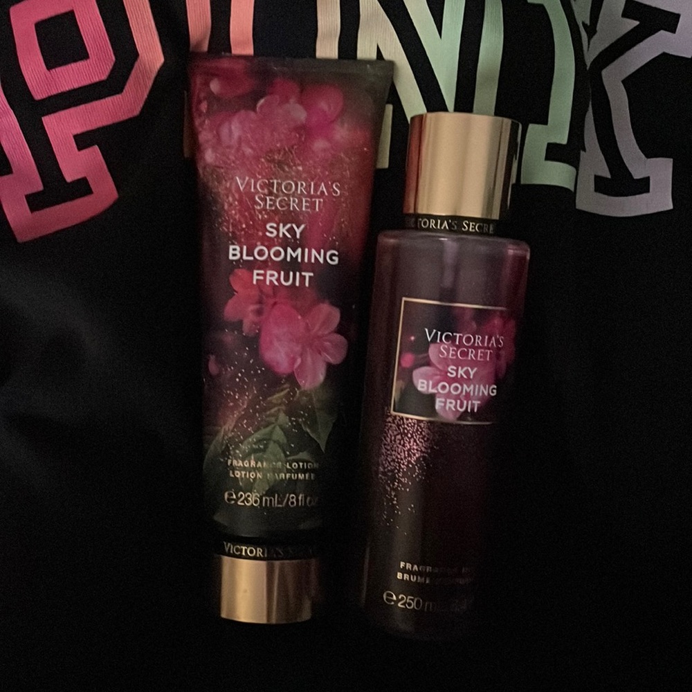 Victoria Secret’s Sky Blooming Fruit